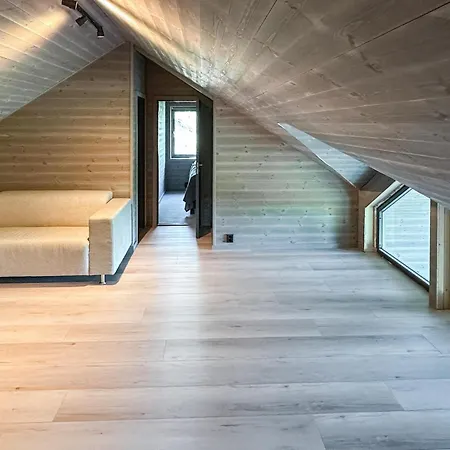 In Edland With Wifi *